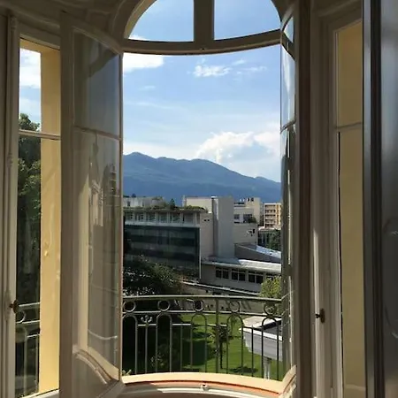 Les Ambassadeurs Palace *